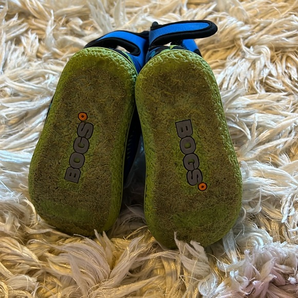Baby Bogs II insulated waterproof boots size 8 dinos - Picture 3 of 3